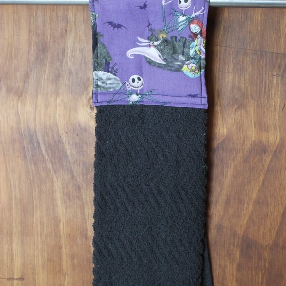 NIGHTMARE BEFORE CHRISTMAS HAND TOWEL PURPLE & BLACK PRINT HANDMADE HANGING REV - Picture 2 of 4